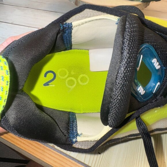 Mens Nike Air Max 2090 White Volt Valerian Blue Black Mens Size 14 BV9977-101 - Picture 10 of 12